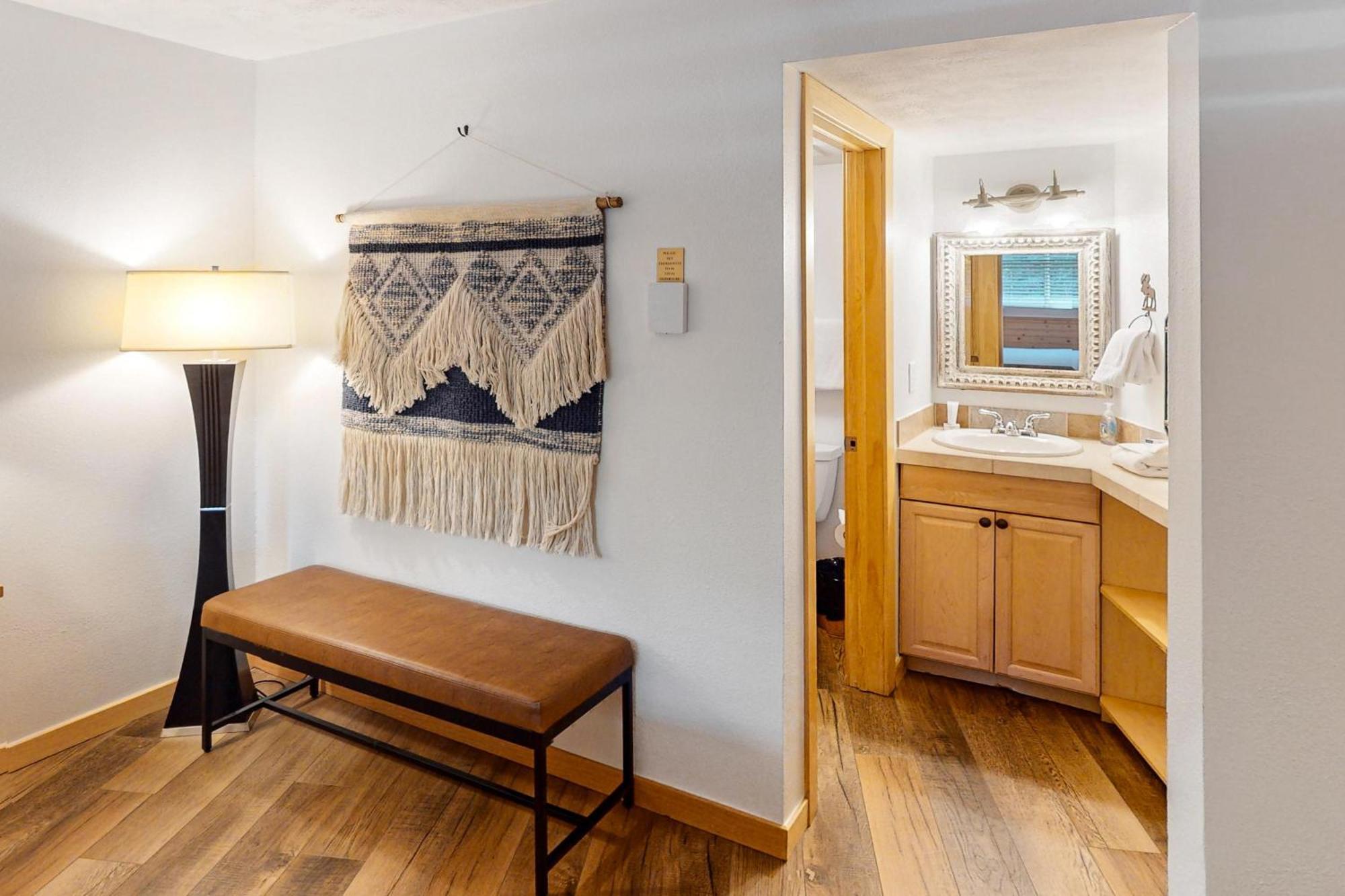 Ajs Outpost - Ski-In Condo - Fireplace & Hot Tub Breckenridge Exterior foto